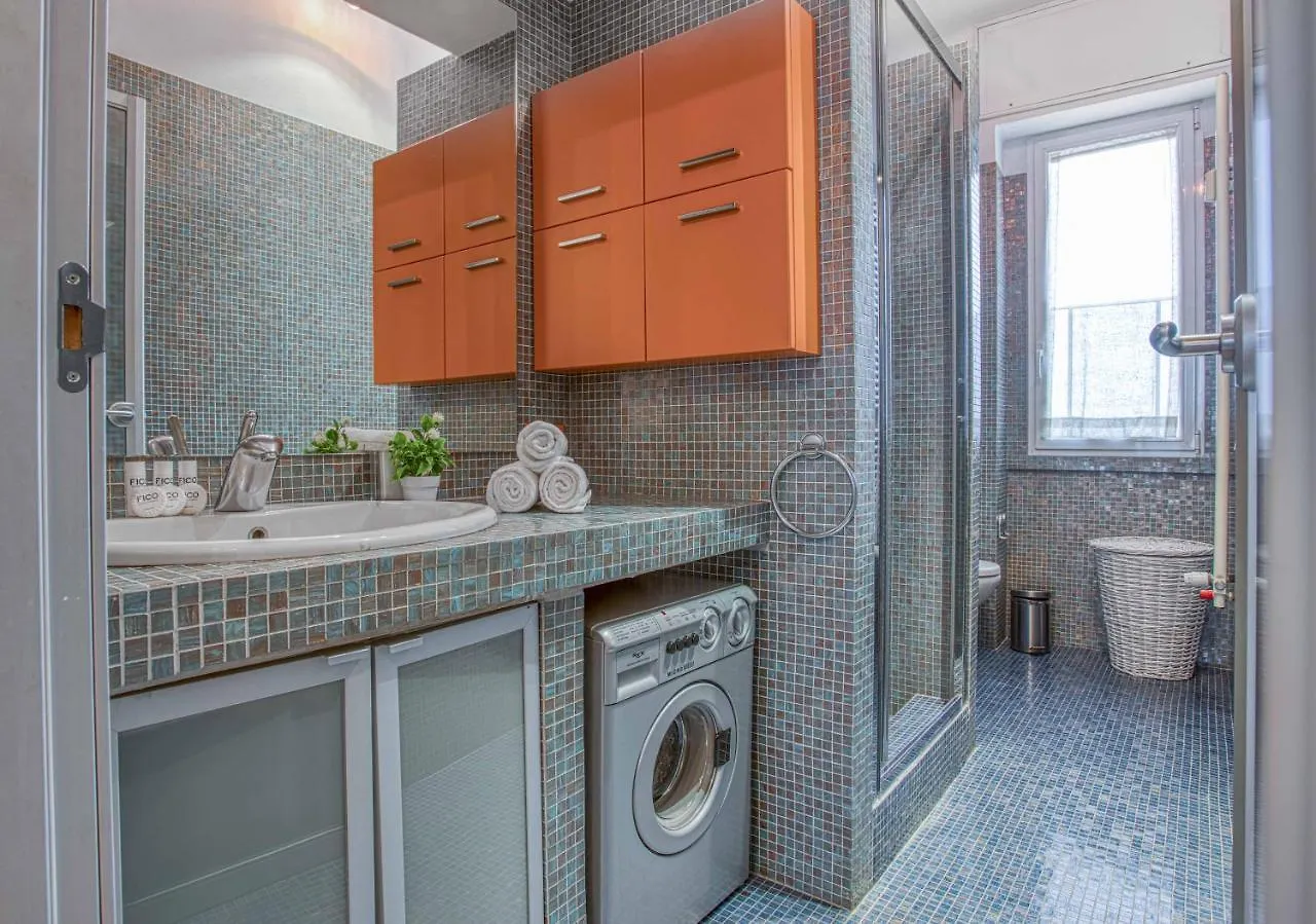 Joivy Vibrant Flat With Balcony Apartment Milan