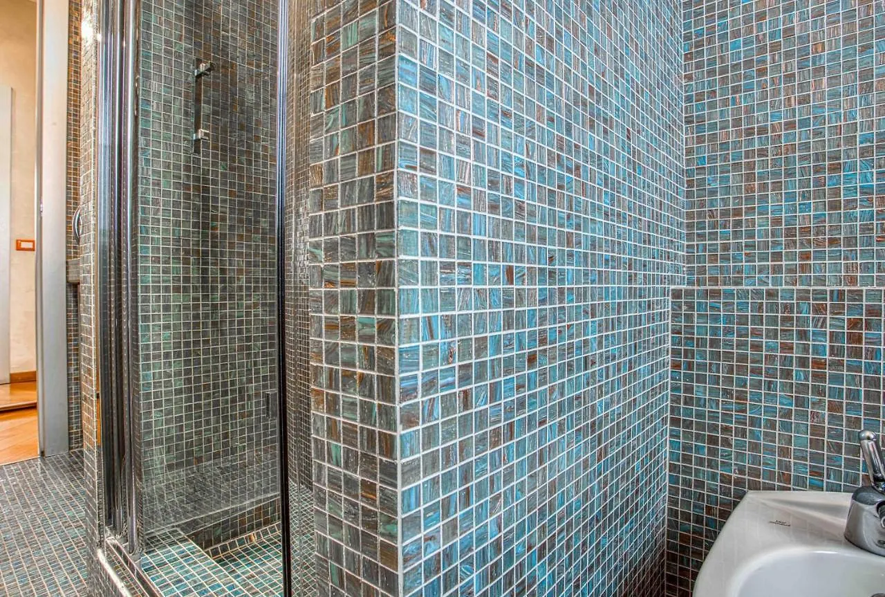 Joivy Vibrant Flat With Balcony Apartment Milan